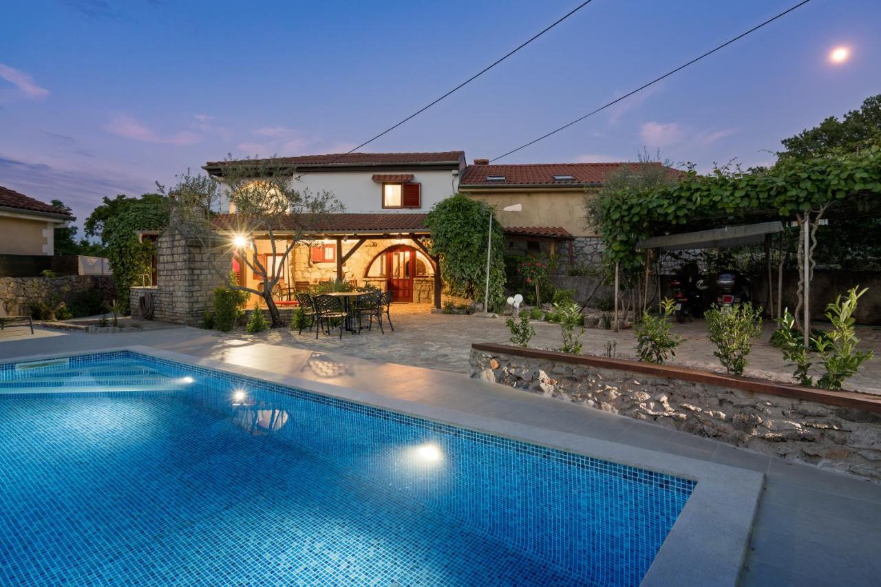 Stone Lady Holiday Home With Pool&Hot Tub,Sauna,Bbq,Garden Rasopasno Exteriér fotografie