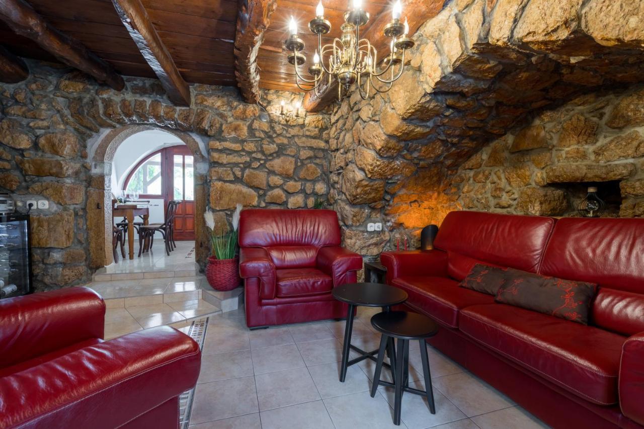 Stone Lady Holiday Home With Pool&Hot Tub,Sauna,Bbq,Garden Rasopasno Exteriér fotografie